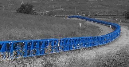 Подкладка под трубу: Транспортерная лента как основа для надежной эксплуатации Подкладка под трубу: Транспортерная лента как основа для надежной эксплуатации